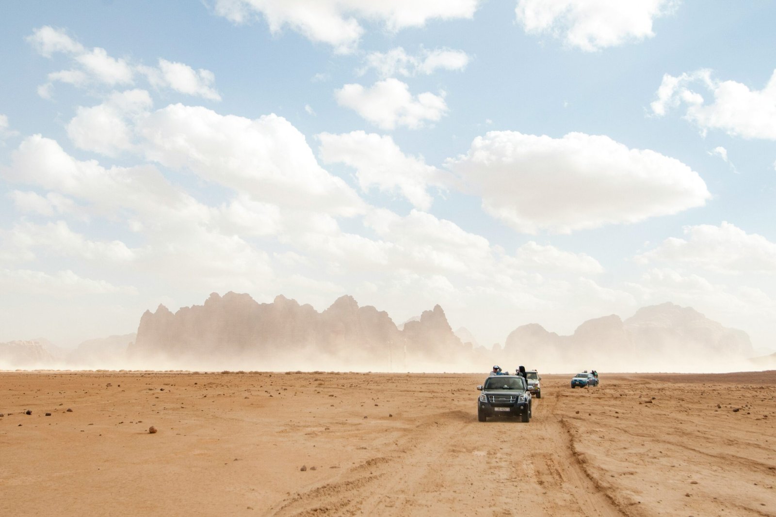 Sand Explorer Desert Safari: Your Ultimate Guide to Thrills and Scenic Adventures