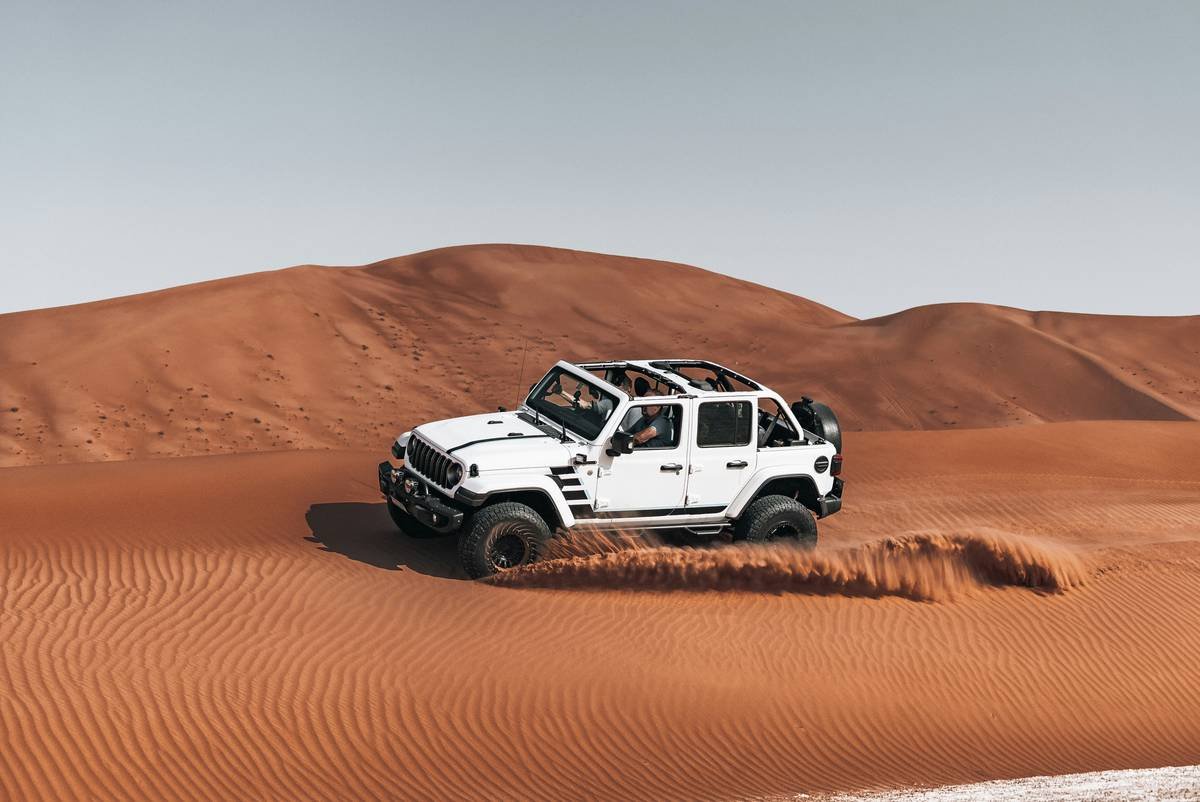 Exhilarating Dune Expedition: Your Ultimate Desert Safari Adventure